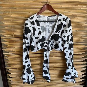 VINTAGE Cow print bell flare sleeve crop top shirt